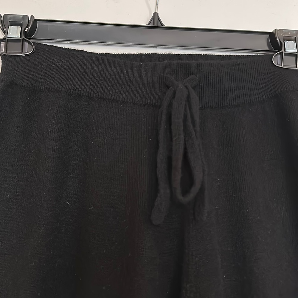Cashmere drawstring pants